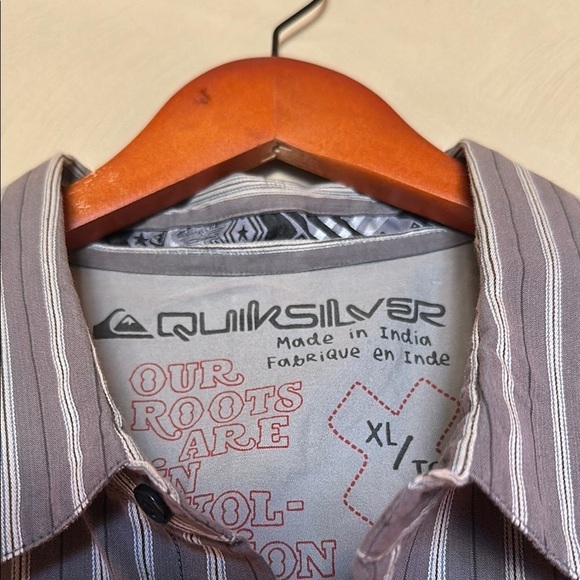 Quicksilver Men's Gray Striped Shirt - Picture 2 of 4